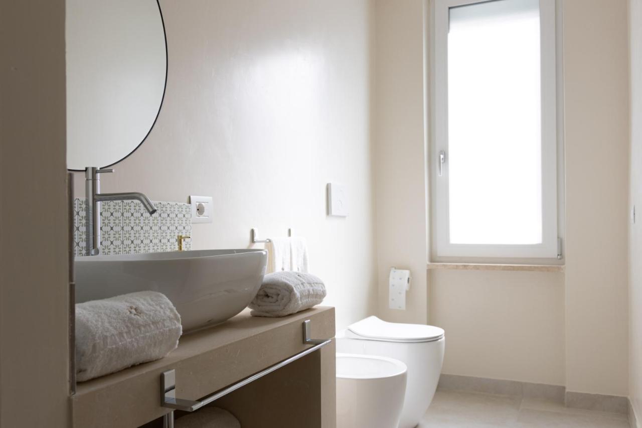 Oronti Accommodations Lecce Exterior foto